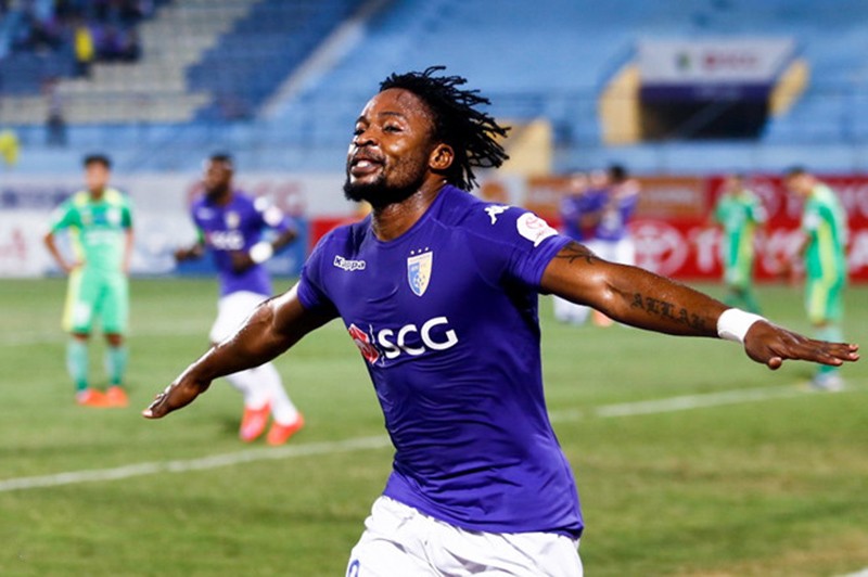 CLB Hà Nội mất 'vua dội bom' đúng thời kỳ V.League căng thẳng nhất - Bóng Đá