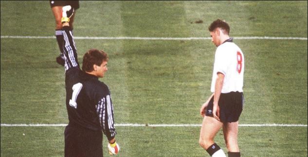 10 pha bỏ lỡ bàn thắng đáng tiếc nhất lịch sử World Cup - Bóng Đá