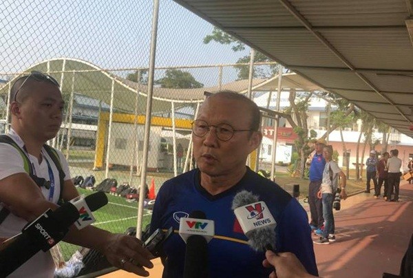 HLV Park Hang-seo nói điều ngỡ ngàng về Olympic Pakistan - Bóng Đá
