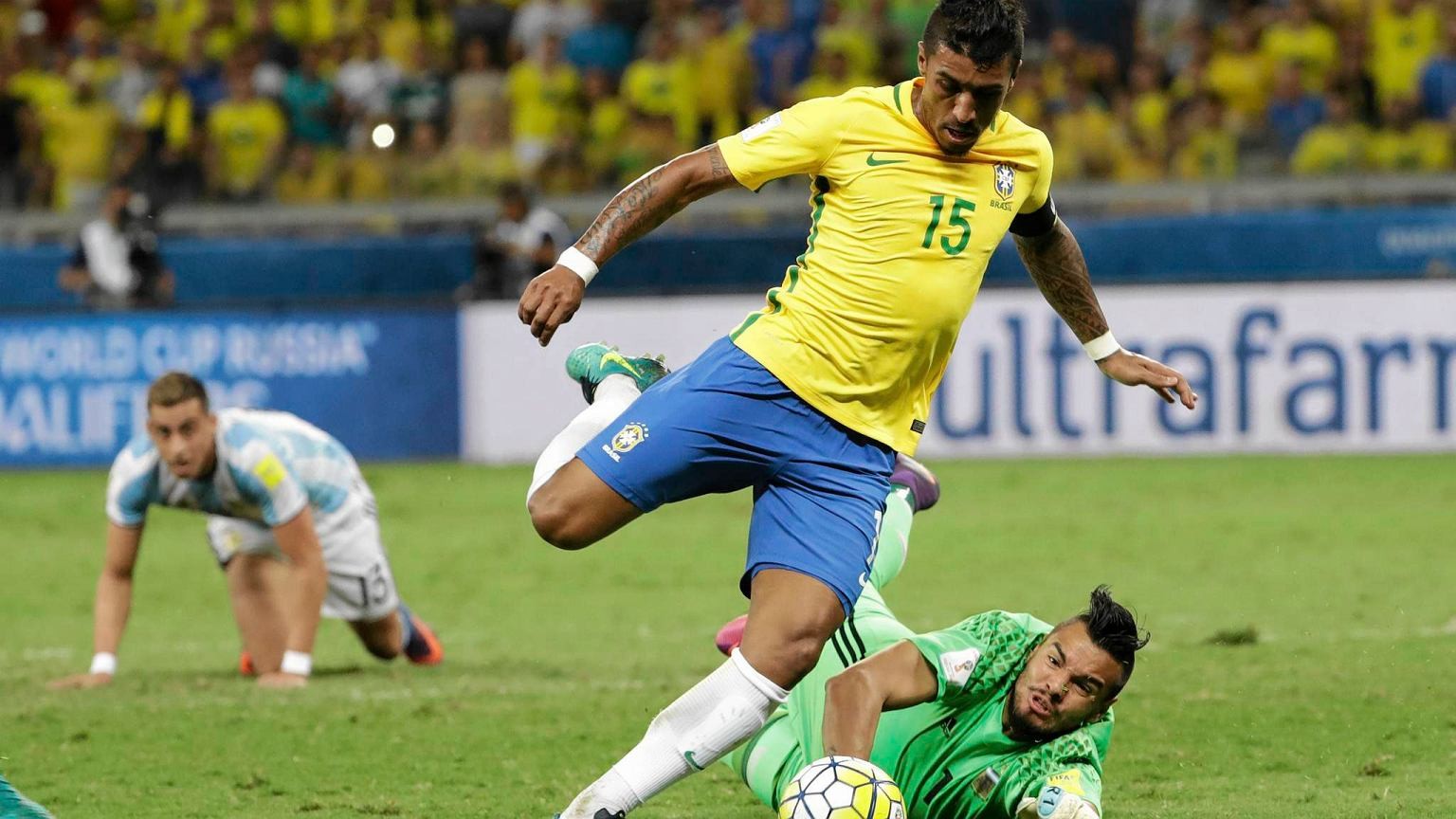 Mũi tên đen trong nhịp điệu Samba – Paulinho - Bóng Đá