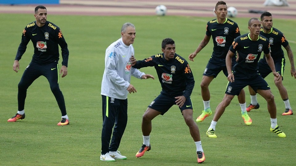 Mũi tên đen trong nhịp điệu Samba – Paulinho - Bóng Đá