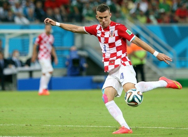 Vì sao Mourinho “thèm khát” Ivan Perisic đến vậy? - Bóng Đá
