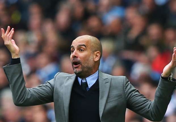 Pep Guardiola lý giải chuyện mua nhiều hậu vệ - Bóng Đá