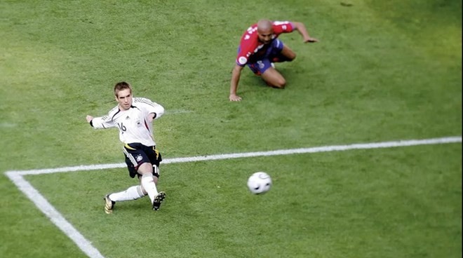 Philipp Lahm: Những dòng tự sự bằng ảnh lưu giữ khoảng khắc đáng nhớ - Bóng Đá