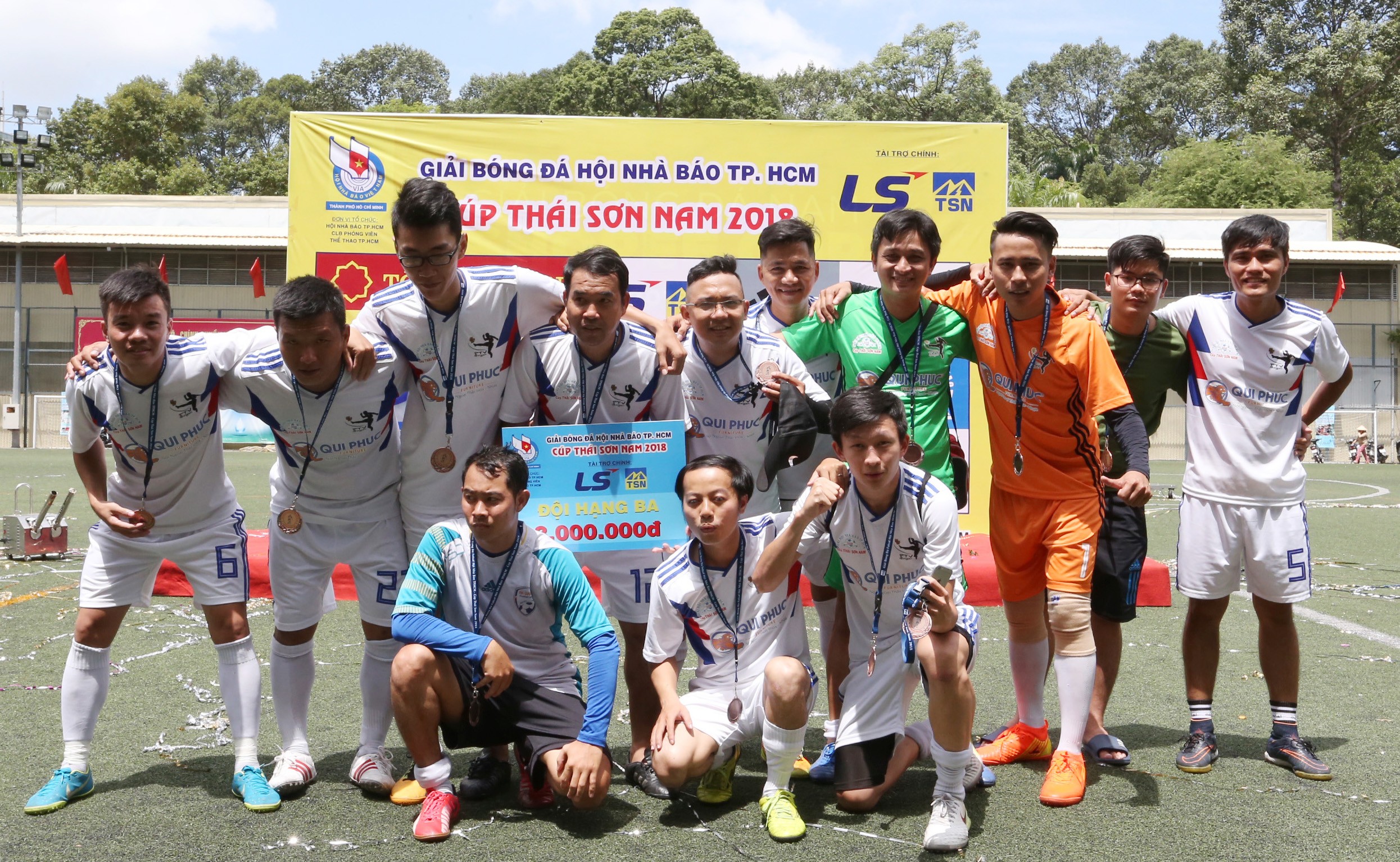 Báo Thanh Niên chính thức đăng quang ngôi vô địch giải Hội nhà báo TP.HCM 2018 - Bóng Đá
