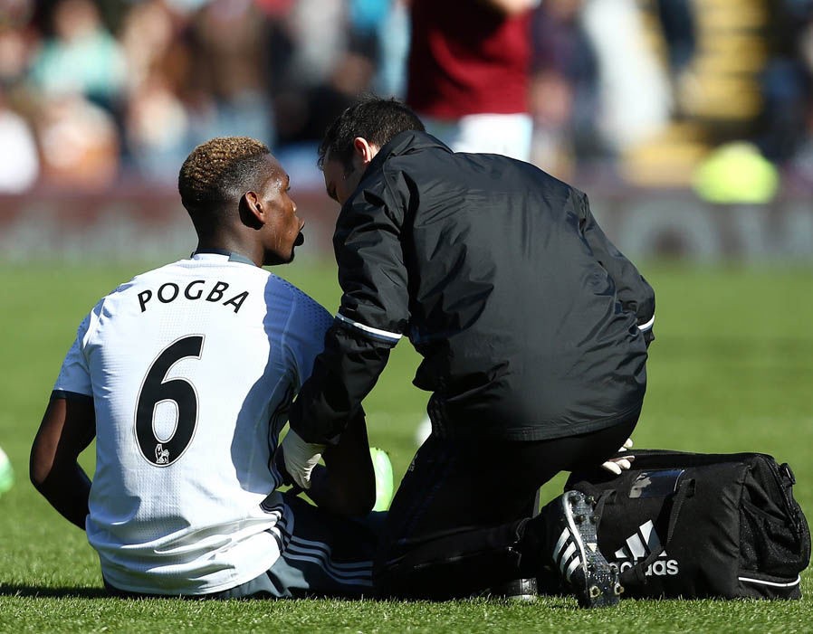 Pogba chấn thương, nguy cơ lỡ derby Manchester - Bóng Đá