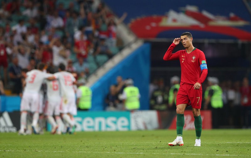Cristiano Ronaldo đã cứu Bồ Đào Nha như thế nào? - Bóng Đá