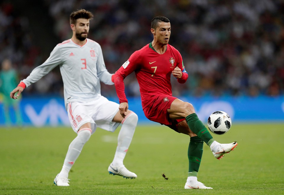 Cristiano Ronaldo đã cứu Bồ Đào Nha như thế nào? - Bóng Đá