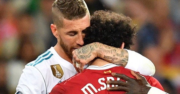 ‘Ramos quá lão luyện, không có ý định chơi xấu Salah’ - Bóng Đá