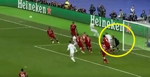Xác nhận! Loris Karius bị rối loạn thị giác sau đòn hiểm của Ramos - Bóng Đá