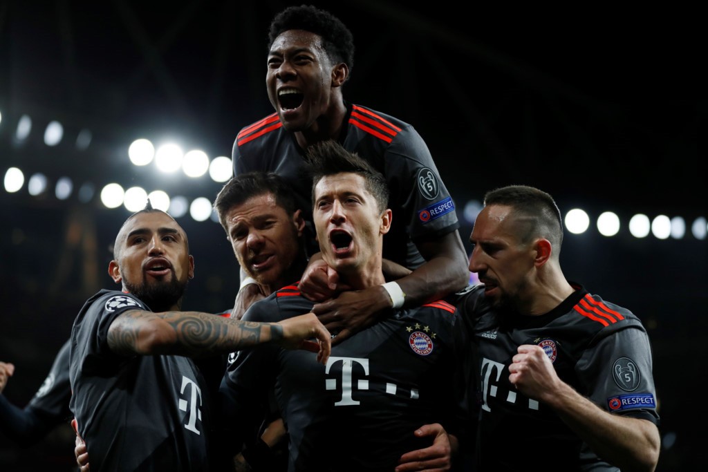 Champions League 2016/17: Hãy gọi Ronaldo là huyền thoại - Bóng Đá
