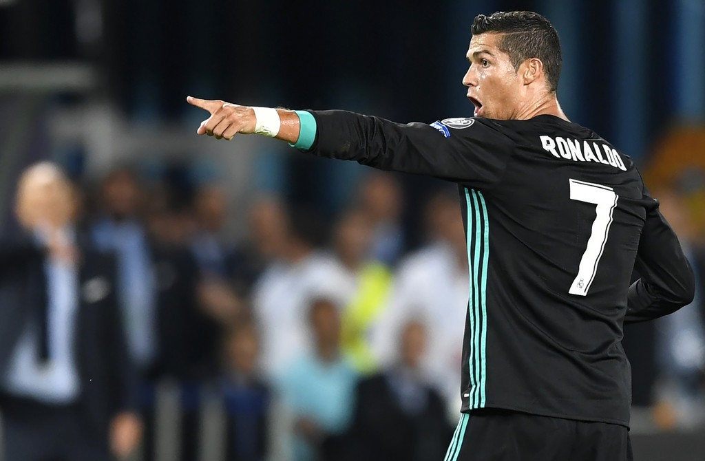 Real của Zidane đơn giản là chơi với một đội hình bình thường - Bóng Đá