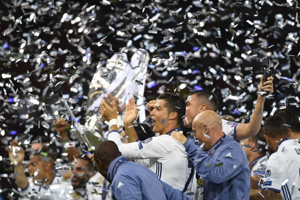 TIẾT LỘ: Ronaldo đòi rời Real từ trước nhưng bị ngăn cản - Bóng Đá