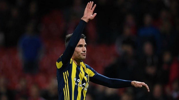 Thực hư chuyện Van Persie đến Trung Quốc thi đấu - Bóng Đá