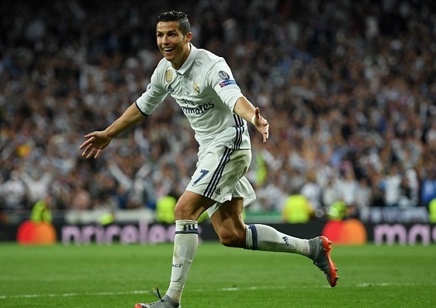 Twitter chọc tức Bayern bằng Ronaldo - Bóng Đá