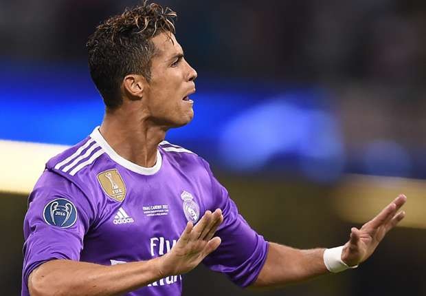 Không Ronaldo, Real Madrid đá với đội hình nào? - Bóng Đá