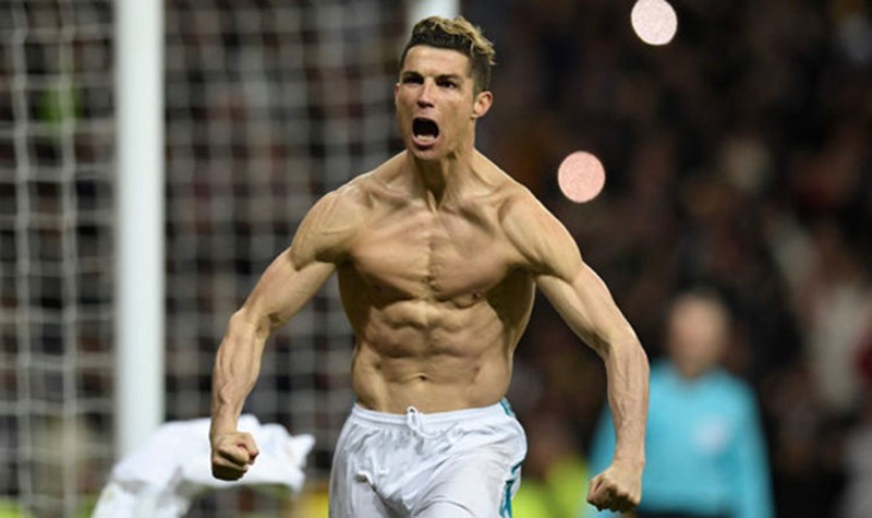 Ronaldo bật mí bí quyết giữ vững vị thế số một thế giới ở tuổi 33 - Bóng Đá