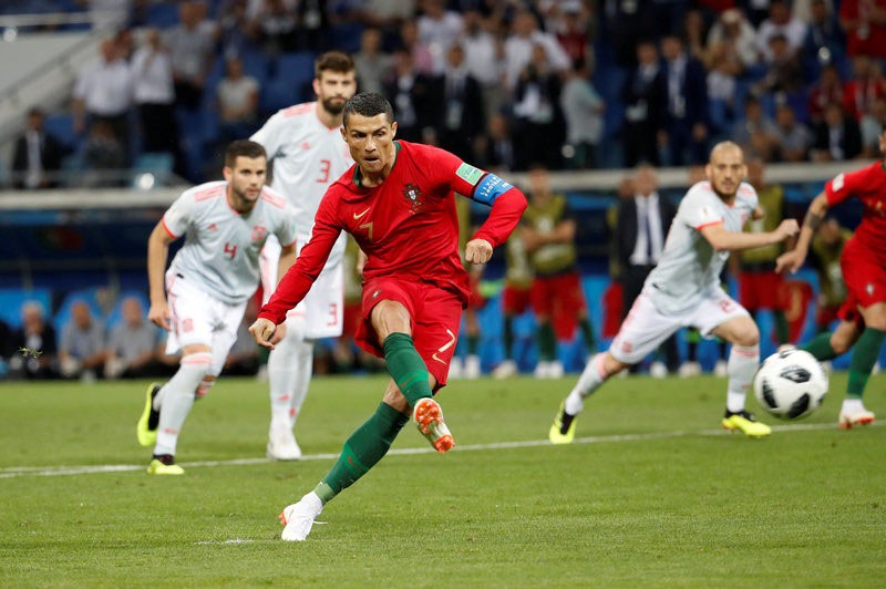 Tuyệt vời, Cristiano Ronaldo! - Bóng Đá