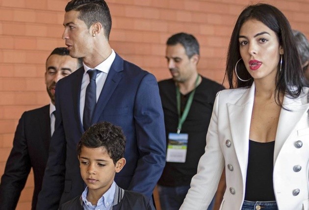 NÓNG: Ronaldo trở về Madrid, chốt lịch trình ra mắt Juventus - Bóng Đá