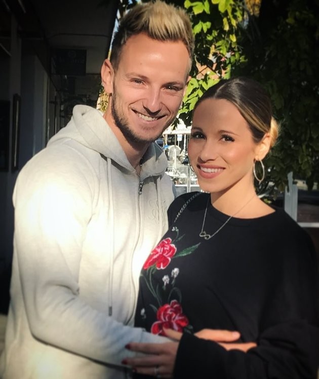 Top 5 nàng WAGS kiều diễm của tuyển Croatia - Bóng Đá