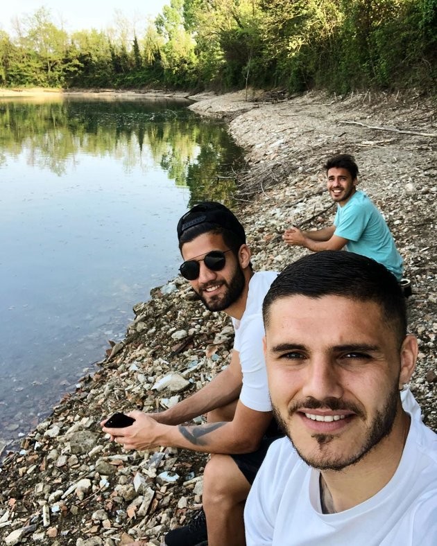 Trước thềm đại chiến với Juventus, Icardi tìm niềm vui ngoài bờ kè - Bóng Đá