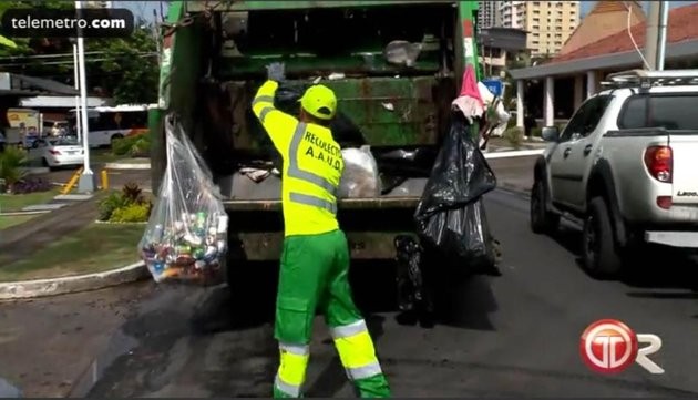 Giấc mơ trợ lý trọng tài World Cup của người công nhân vệ sinh Panama - Bóng Đá