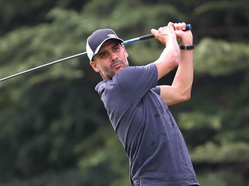 Guardiola: Đi chơi Golf và ngó lơ MU - Bóng Đá