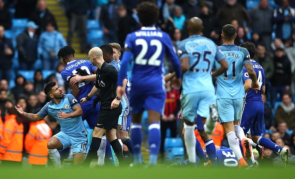 5 trận đấu bản lề giúp Man City vô địch Premier League - Bóng Đá