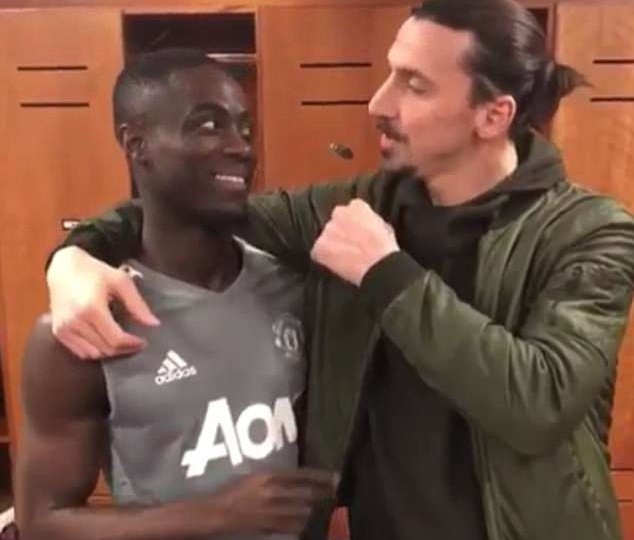 Ibrahimovic trở lại, đại náo phòng thay đồ Man Utd - Bóng Đá