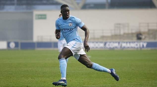 Mendy trở lại, U23 Man City cầm chân U23 Man Utd - Bóng Đá