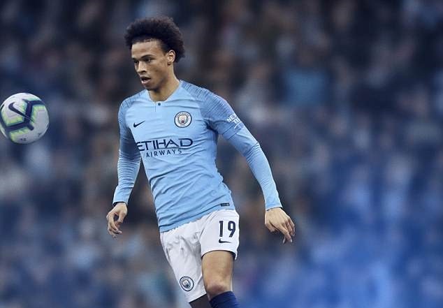 Vô địch Premier League, Man City thay áo mới - Bóng Đá