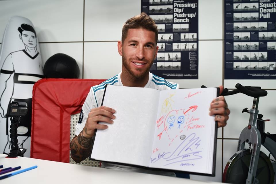 Dàn sao Real Madrid tự họa bản thân trước CK Champions League - Bóng Đá