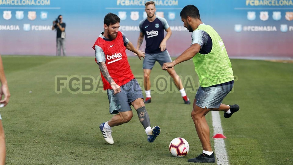 Ảnh tập Barcelona - Bóng Đá