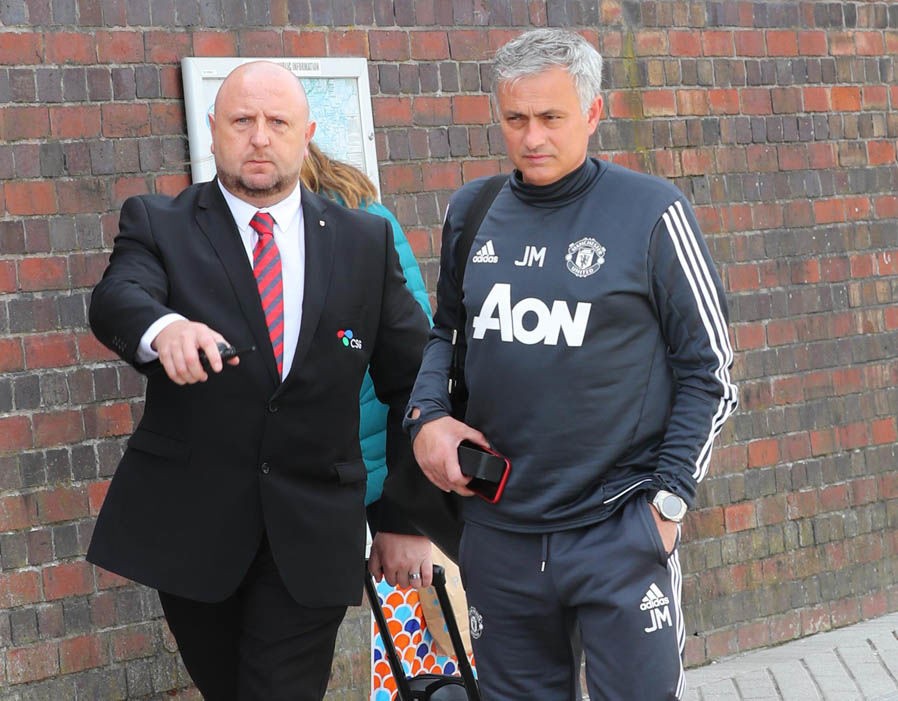 Man Utd hành quân tới London, sẵn sàng chiến Chelsea - Bóng Đá