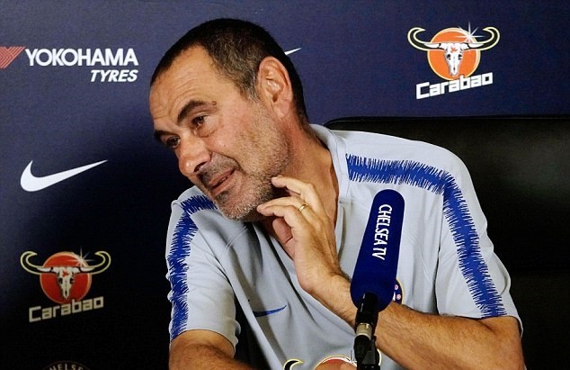 HLV Sarri trình làng bộ sậu 10 trợ lý - Bóng Đá