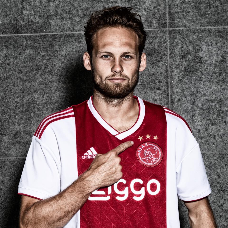 Sau tất cả, Daley Blind rạng rỡ ra mắt Ajax - Bóng Đá