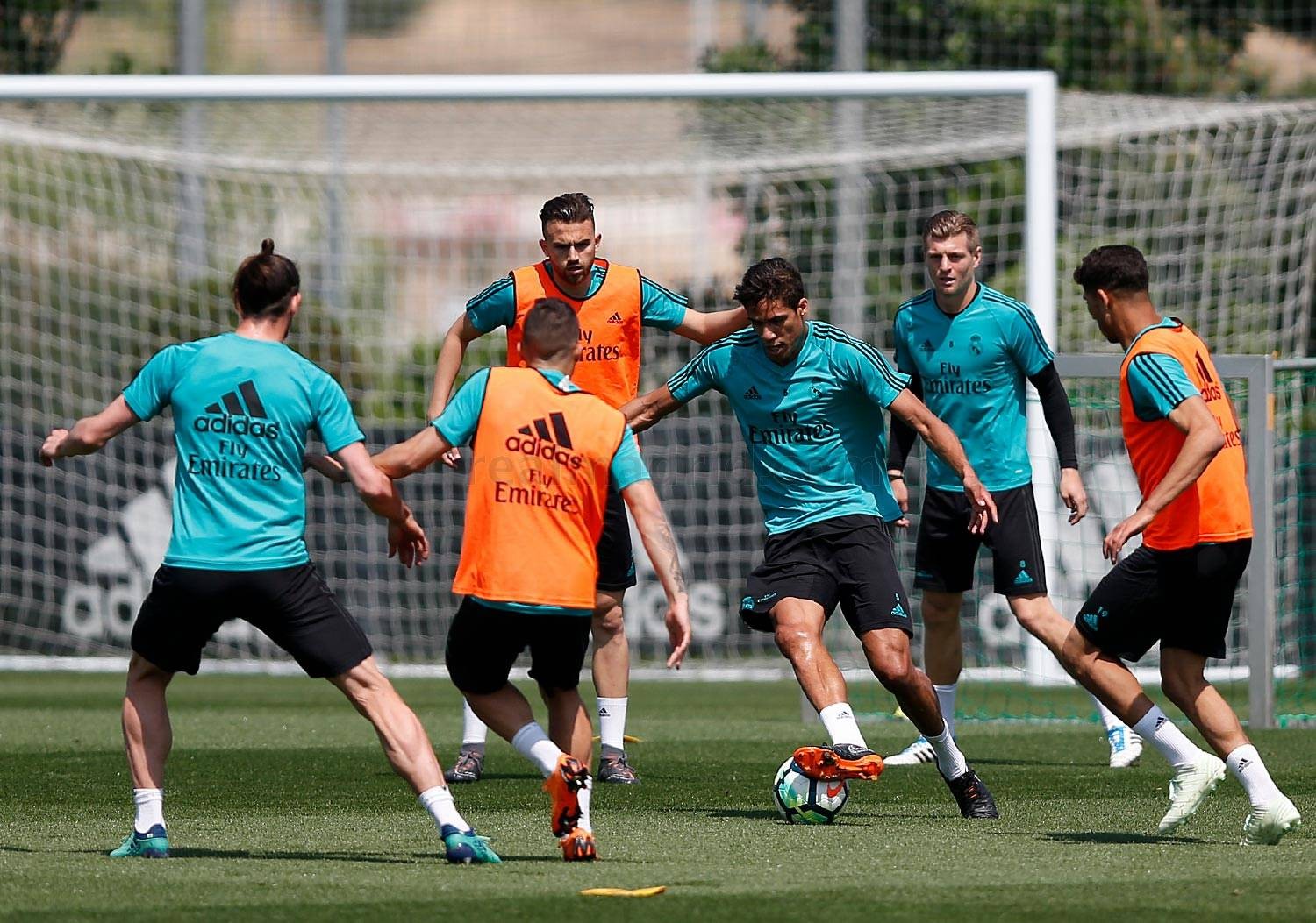Real Madrid dồn hết tâm trí vào Champions League - Bóng Đá