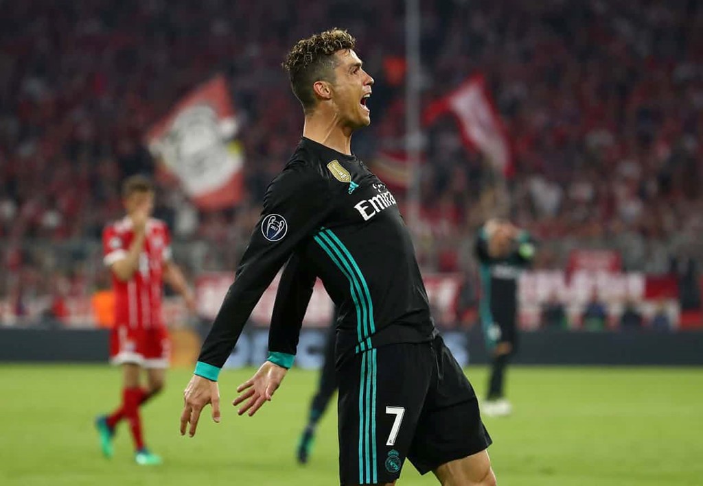Những điều có thể bỏ lỡ trận Bayern 1-2 Real: De Gea gần Bernabeu thêm chút nữa! - Bóng Đá