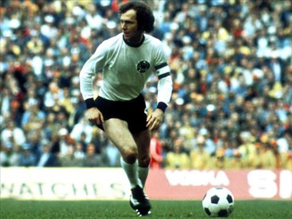 Đâu là đội hình xuất sắc nhất lịch sử World Cup? - Bóng Đá