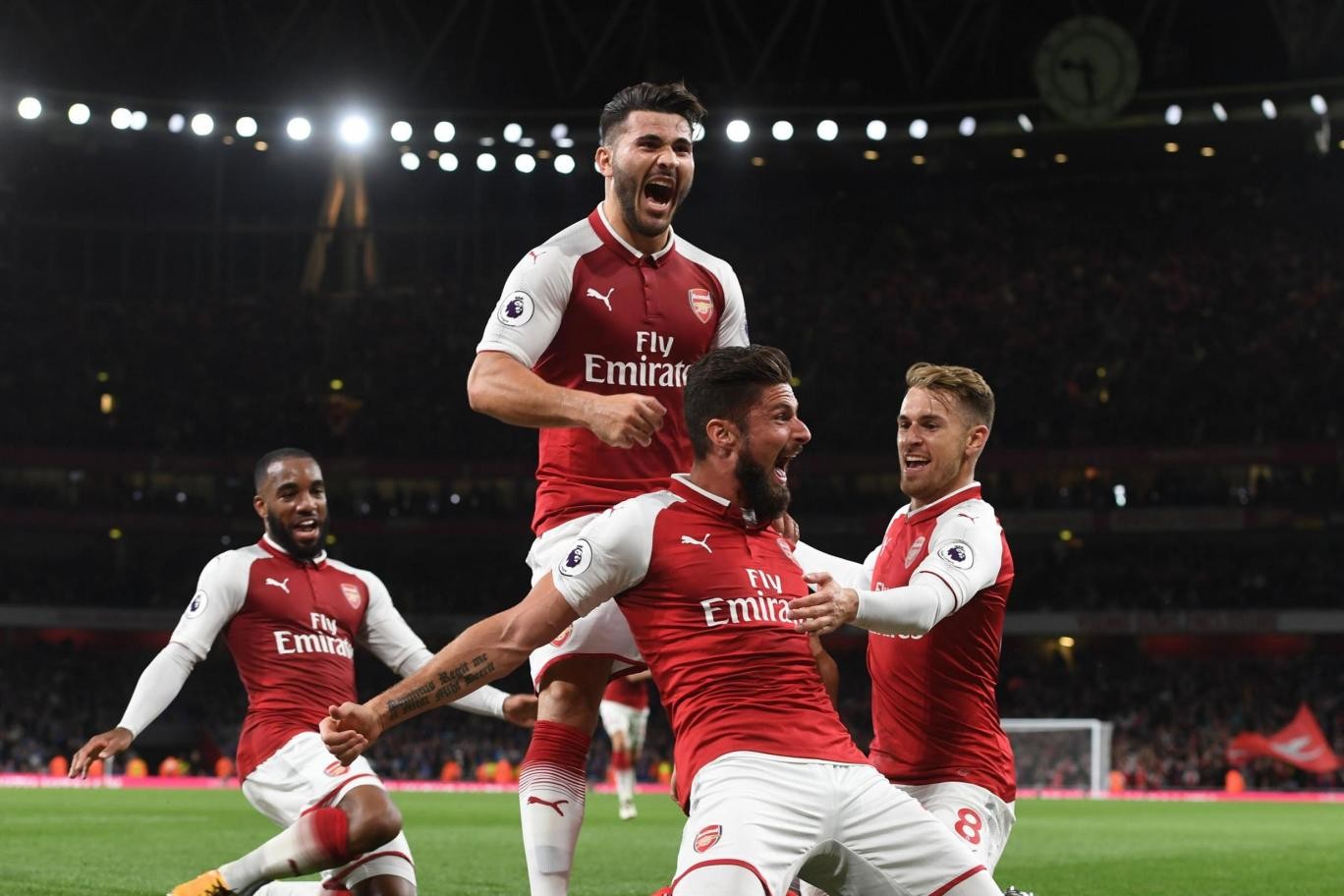 Dự đoán vòng 34 NHA: Man City hạ Liverpool; M.U vượt khó - Bóng Đá