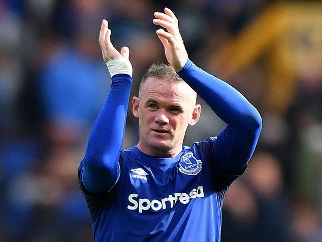 Chùm ảnh: Wayne Rooney đến Mỹ kiểm tra y tế - Bóng Đá