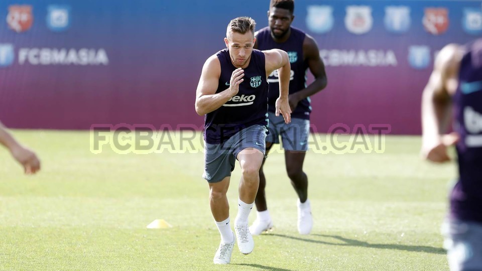 Ảnh tập Barcelona - Bóng Đá