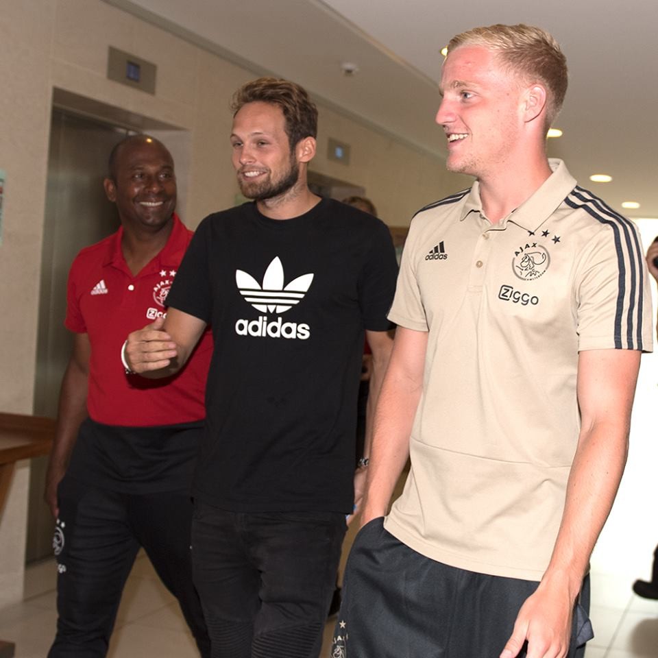 Sau tất cả, Daley Blind rạng rỡ ra mắt Ajax - Bóng Đá