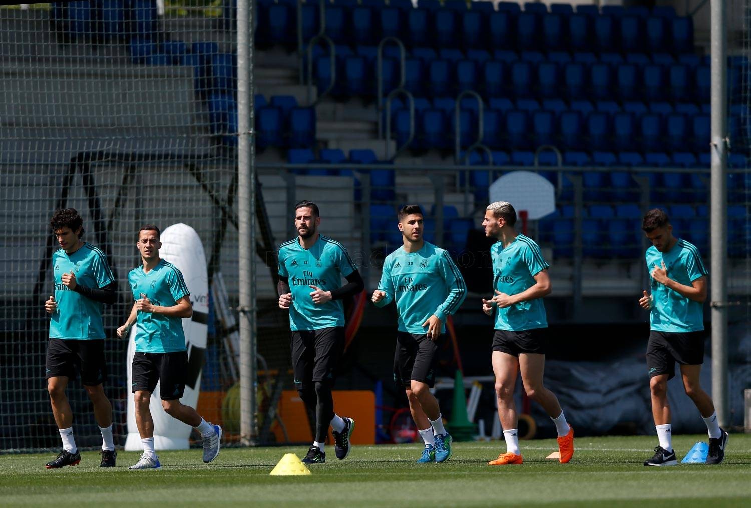 Real Madrid dồn hết tâm trí vào Champions League - Bóng Đá
