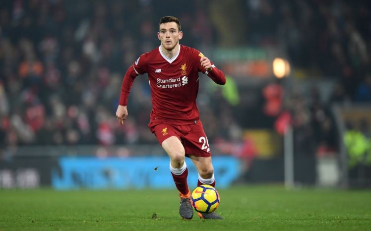Salah tự tin tới sân tập, Liverpool sẵn sàng chiến Real Madrid - Bóng Đá