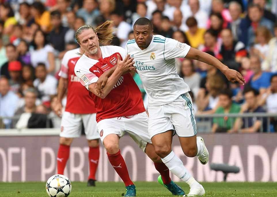 Raul nổ súng, huyền thoại Real đả bại huyền thoại Arsenal với những Pires, Anelka - Bóng Đá