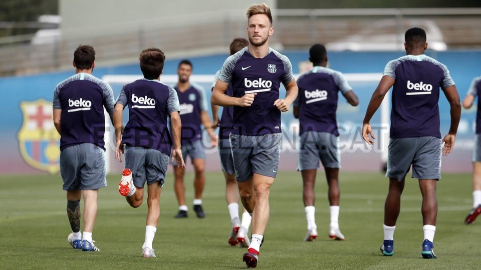 Ảnh tập Barcelona - Bóng Đá