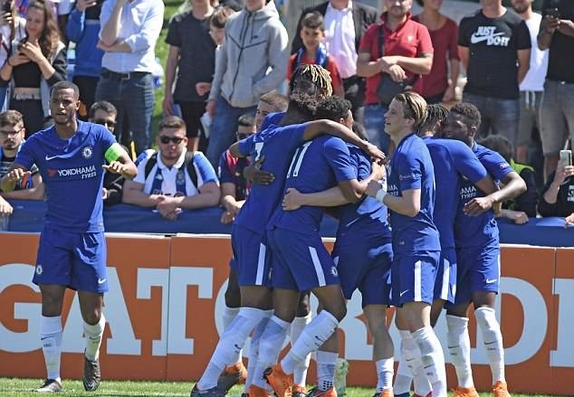 Thắng 11m cân não, Chelsea vào chung kết Champions League giải trẻ - Bóng Đá