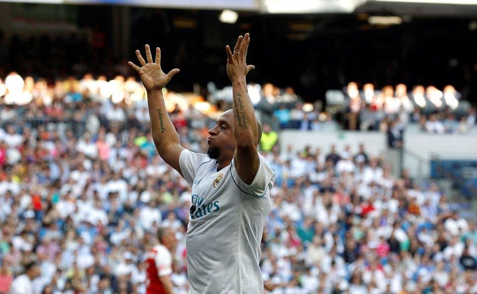 Raul nổ súng, huyền thoại Real đả bại huyền thoại Arsenal với những Pires, Anelka - Bóng Đá