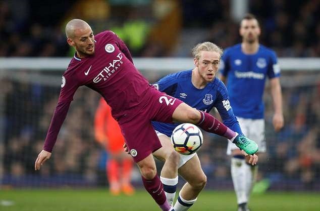 Rooney thẫn thờ nhìn Everton bị Man City hành hạ - Bóng Đá